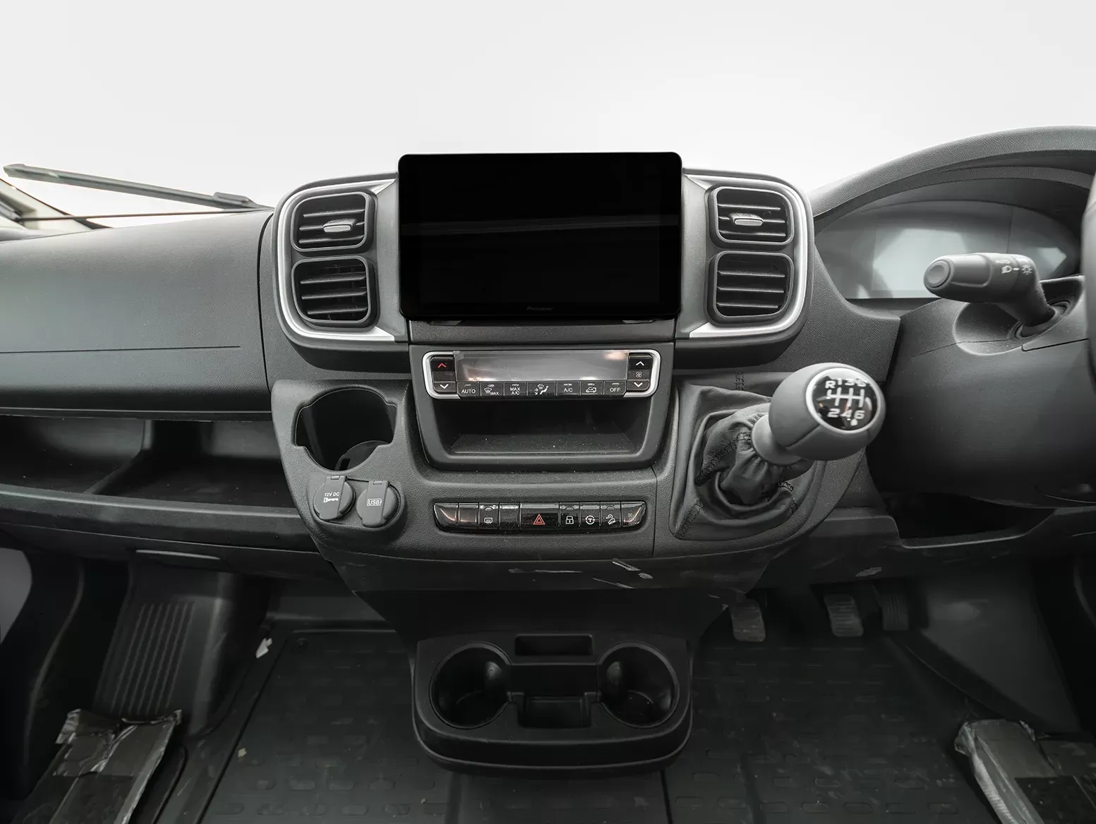 Elddis Avalon Driving