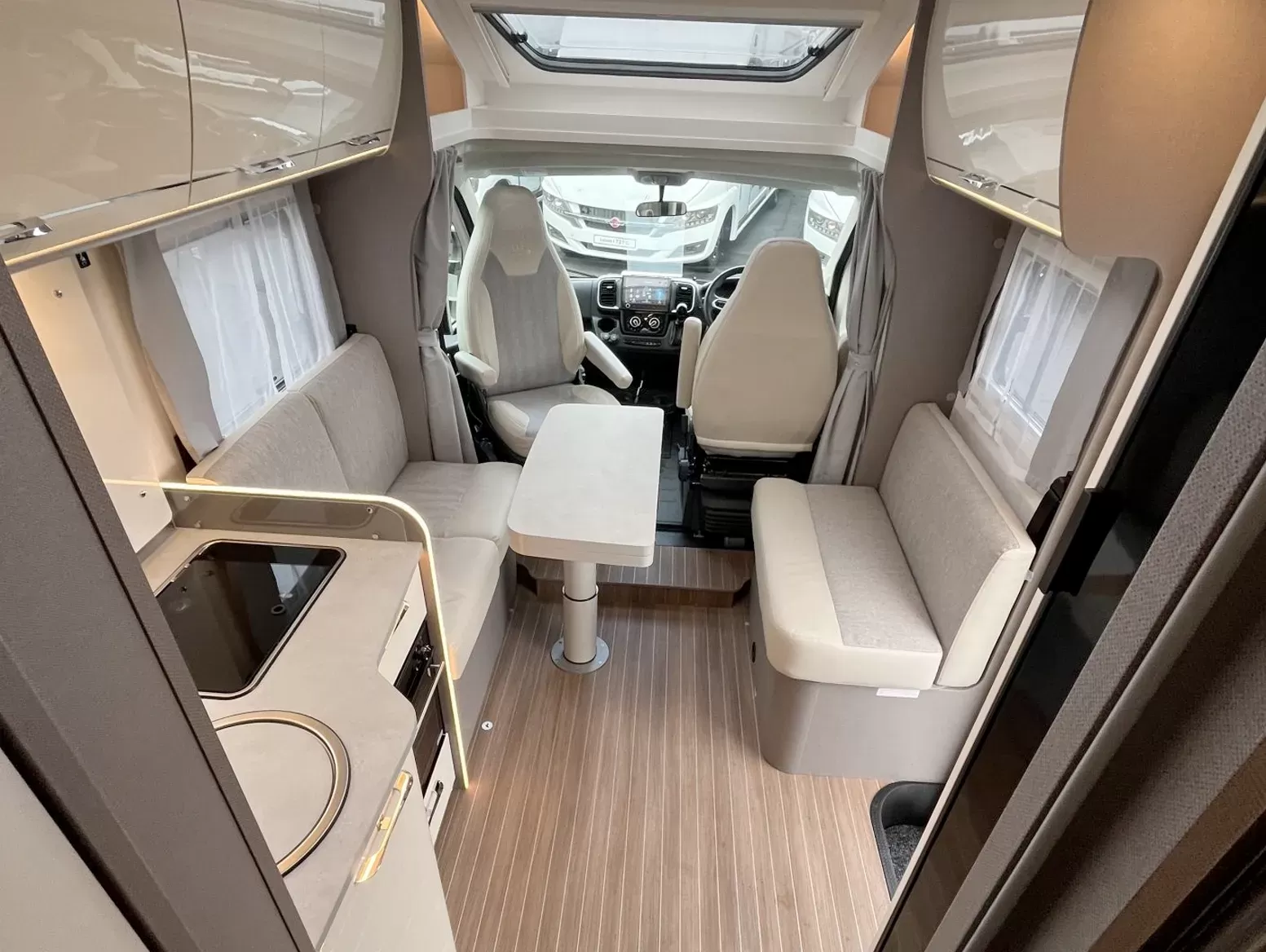 Etrusco i-Model Features