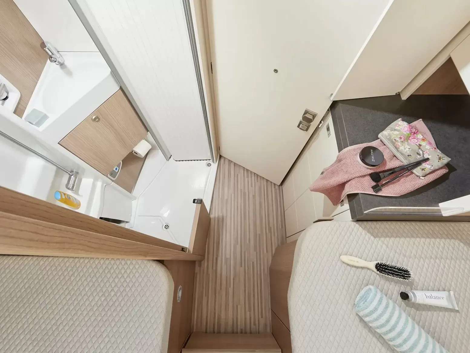 Malibu First Class Two Room Concept