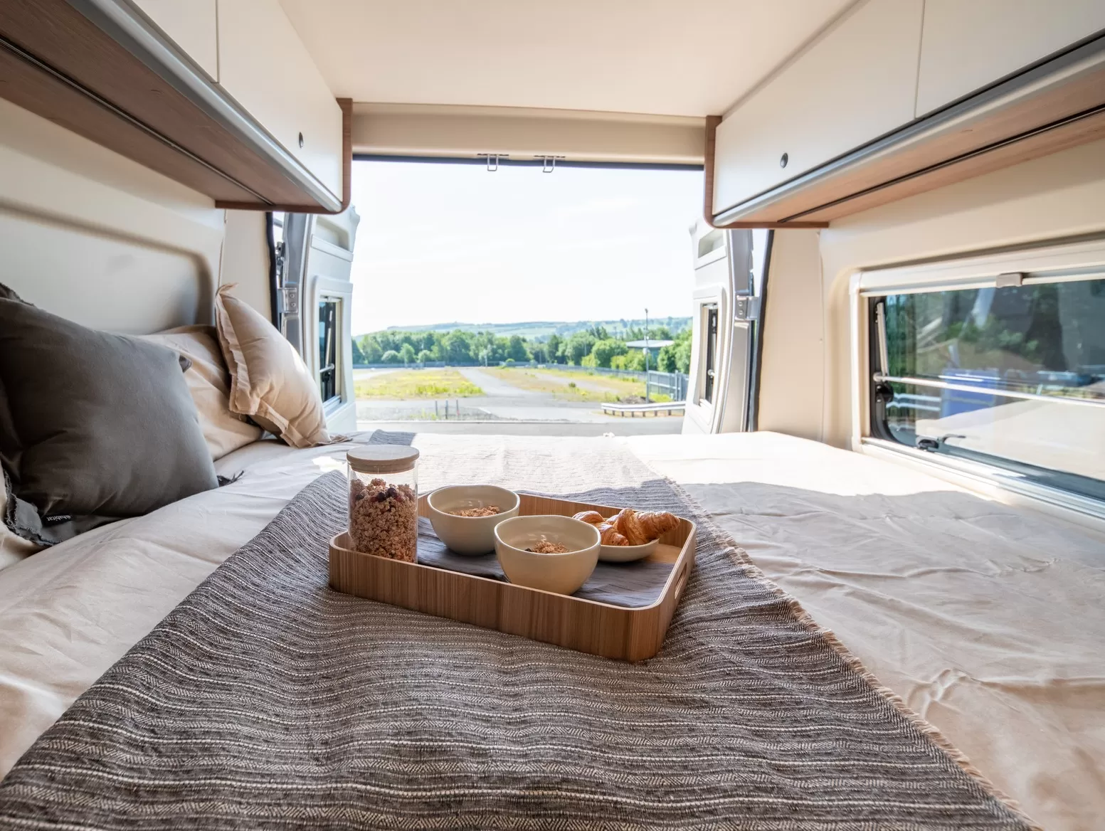 Elddis Autoquest 563 rear bed